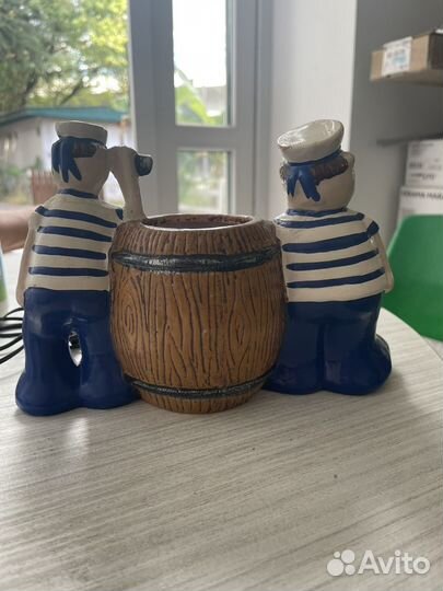 Декоративная фигурка 