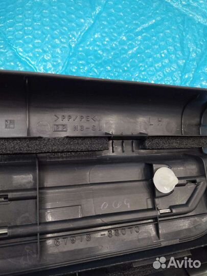 Накладки порога Тойота Камри 40