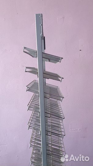 Стойки для любых флаконов (лаков)