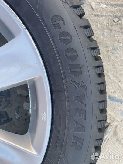 R16 Goodyear Ultra Grip Ice Arctic 2 195/55, PCD 4x100 DIA 56.1