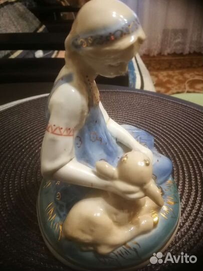 Статуэтки старая Гжель. Аленушка с козленком