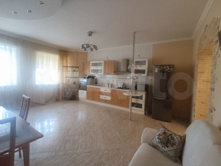 4-к. квартира, 142 м², 3/7 эт.