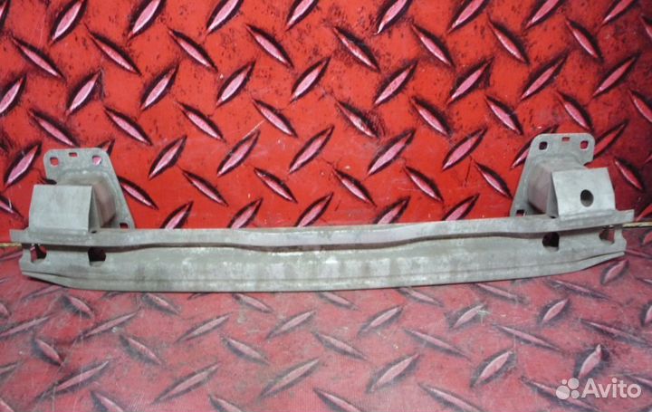 Усилитель заднего бампера Audi Q7 4M