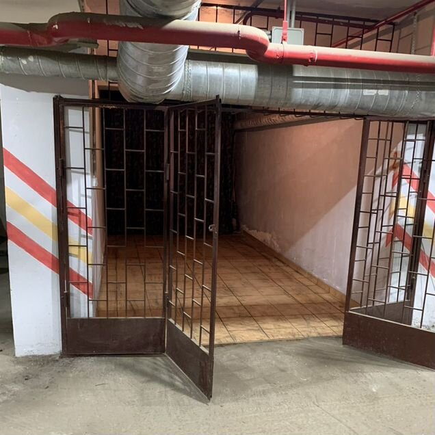 Машиноместо, 18 м²