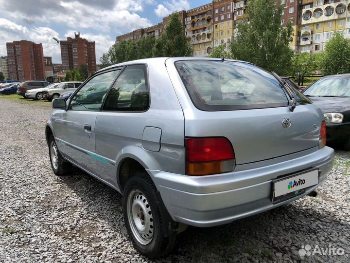 Toyota Corolla II 1.3 AT, 1997, 200 000 км