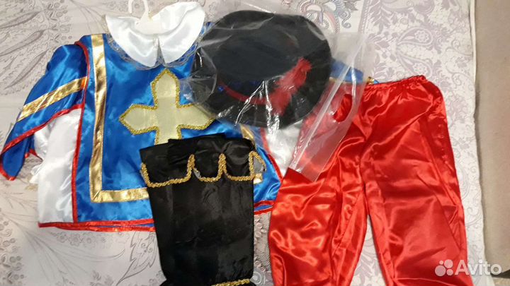 Костюм карнавальный