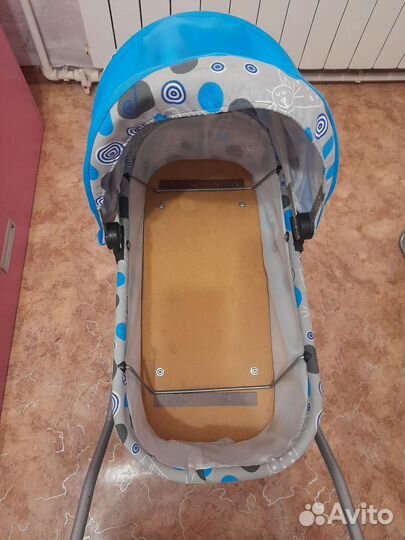 Коляска для кукол