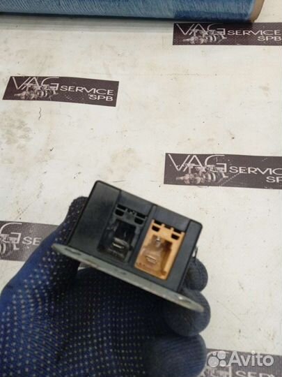 Блок электронный (помехоподавляющий фильтр)