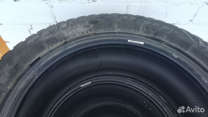 Bridgestone Ice Cruiser 7000 235/55 R17 103T