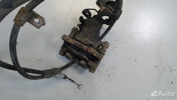 Суппорт Honda Accord 6, 2001