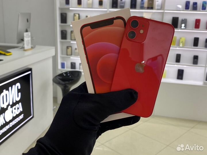 iPhone 12, 64 ГБ