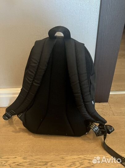 Школьный рюкзак с ортопедической спинкой