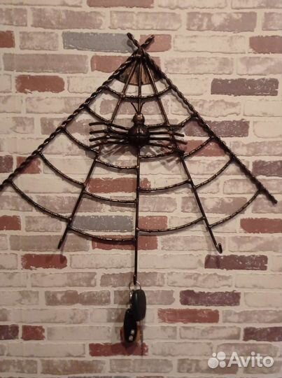 Кованый паучок