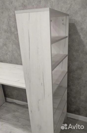 Стол компьютерный