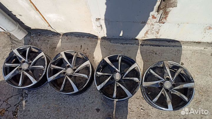 Литые диски r15 4x100 бу