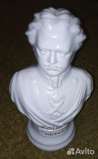 Бюст пётр 1