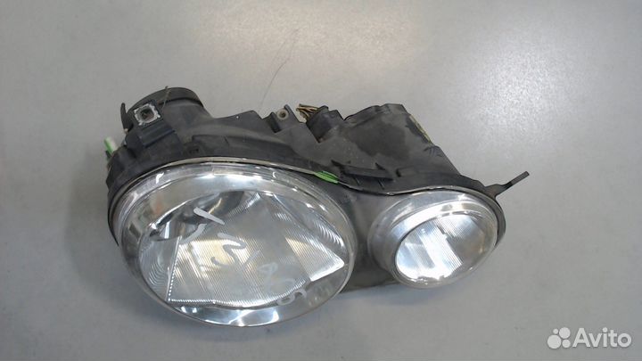 Фара (передняя) Volkswagen Polo, 2002