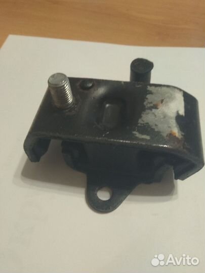 Подушка двигателя Subaru 74102-2540