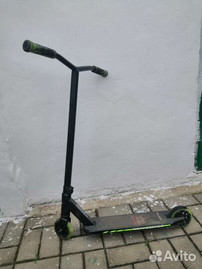 Трюковой самокат