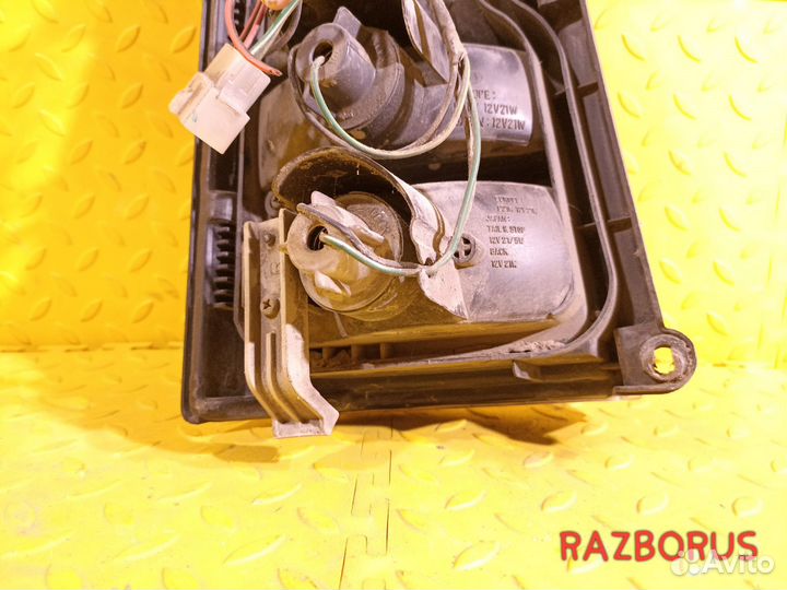 Фонарь задний правый Nissan AD Y10 1990-1999