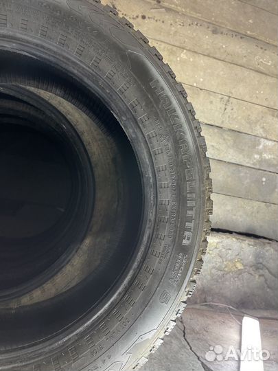 Nokian Tyres Hakkapeliitta 5 235/60 R18