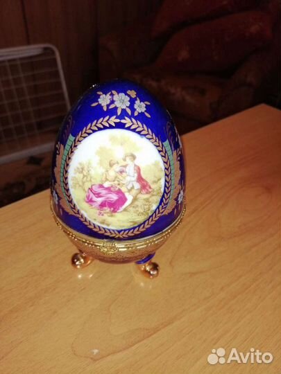 Разные статуэтки