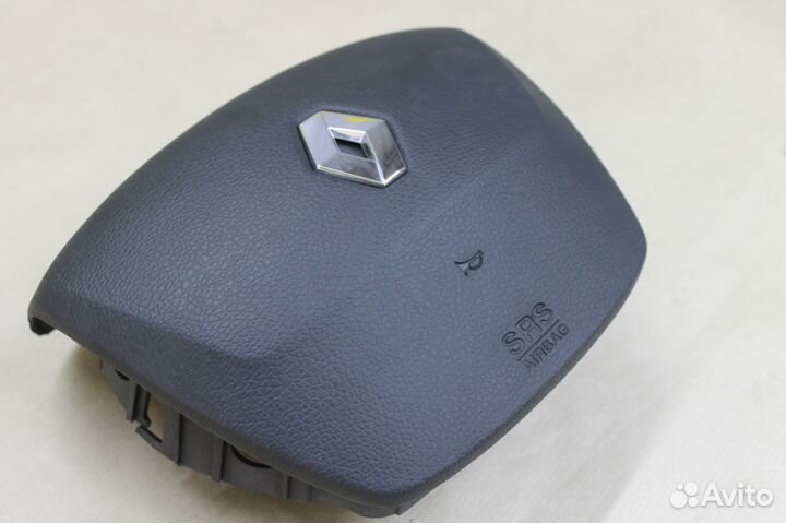 Рулевая накладка Renault Fluence