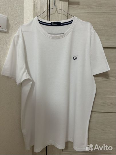 Футболка fred perry белая