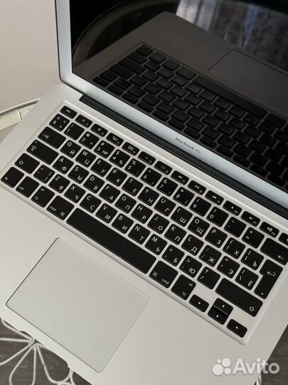 Apple MacBook Air 13 (2015)