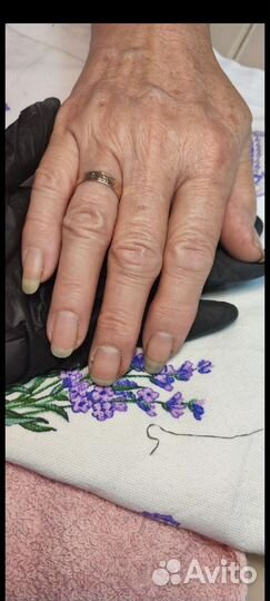 Модель на маникюр