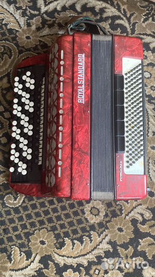 Баян royal standard