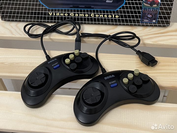 Sega mega drive 2 + Mortal Kombat 3 Ultimate