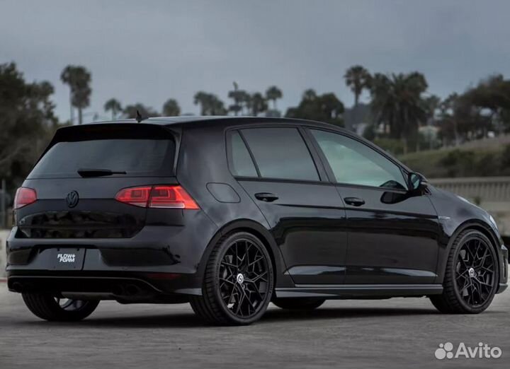 Литые диски на Polo, Rapid HRE FF10 R17 5x112