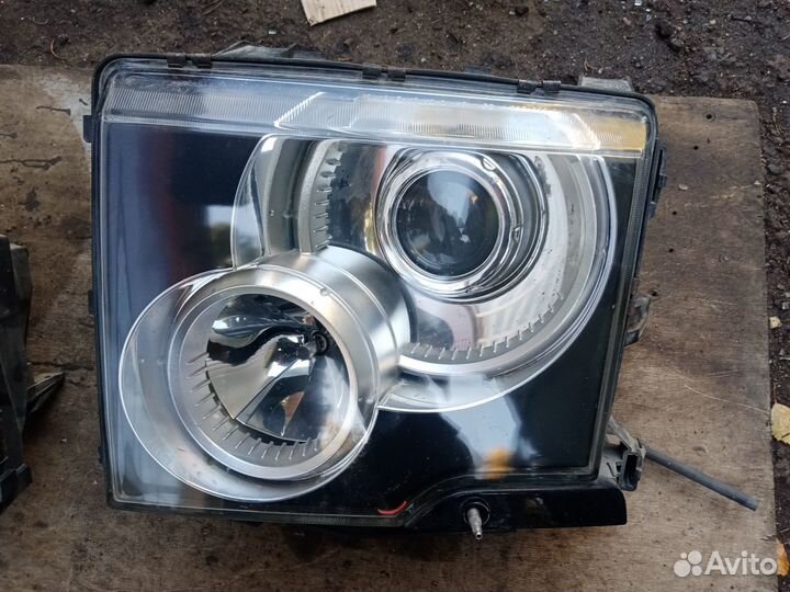 Фара на Ленд Ровер Рейнж Ровер III 04г