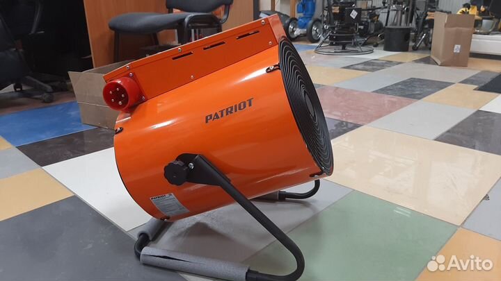 Тепловая пушка Patriot PT-R15 (обогревает 150м2)