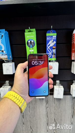 iPhone 11 Pro, 64 ГБ