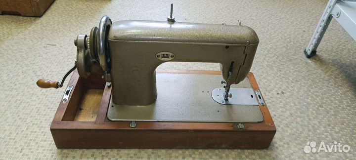 Швейная машинка пмз СССР