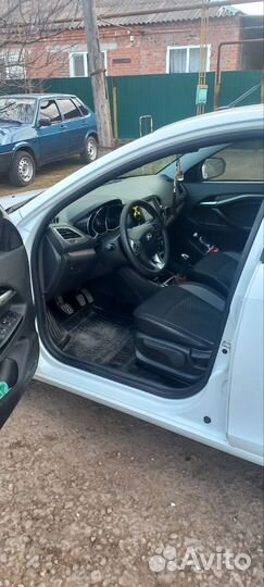LADA Vesta 1.8 МТ, 2018, 172 000 км