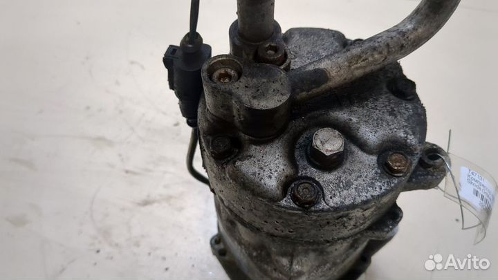 Компрессор кондиционера Skoda Octavia Tour, 2002