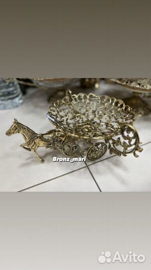 Статуэтка фарфор