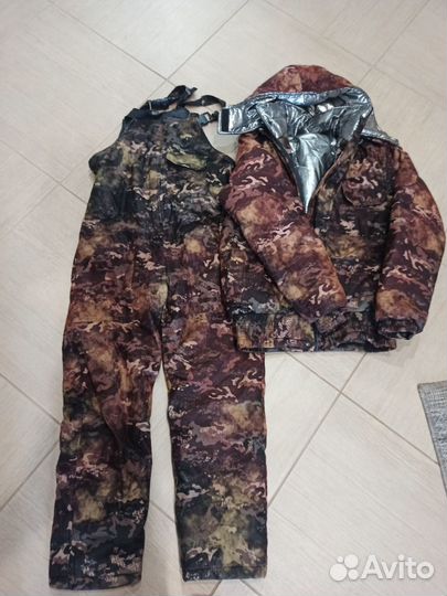 Зимний костюм для рыбалки