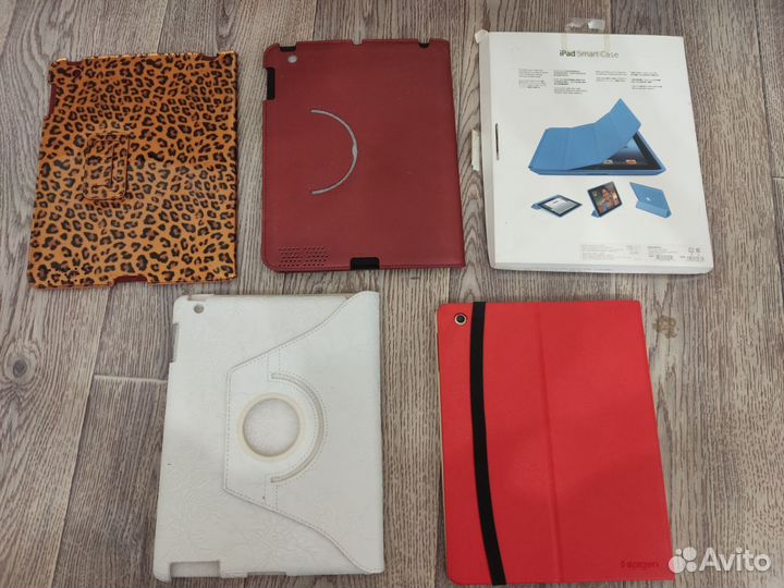 Лот чехлов для iPad 2-4