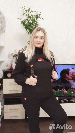 Спортивный костюм женский