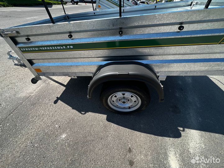 Прицеп на легковой автомобиль