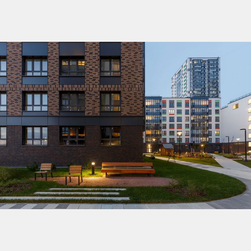 3-к. квартира, 90 м², 5/25 эт.