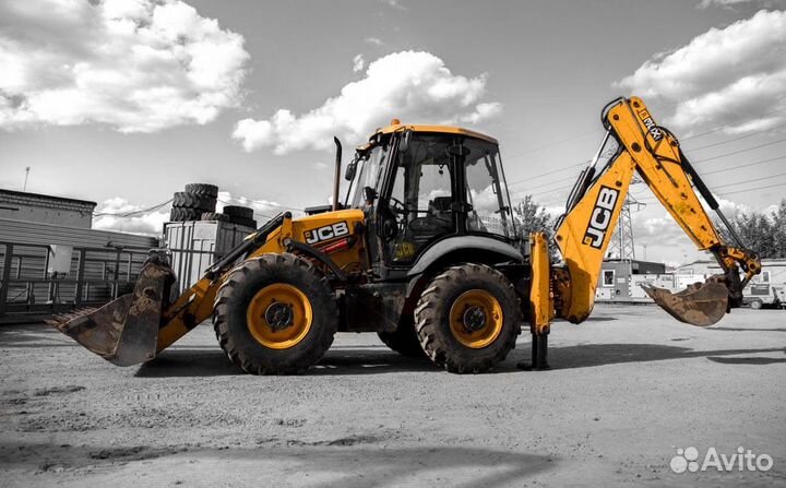 Аренда экскаватора погрузчика. Трактор НДС