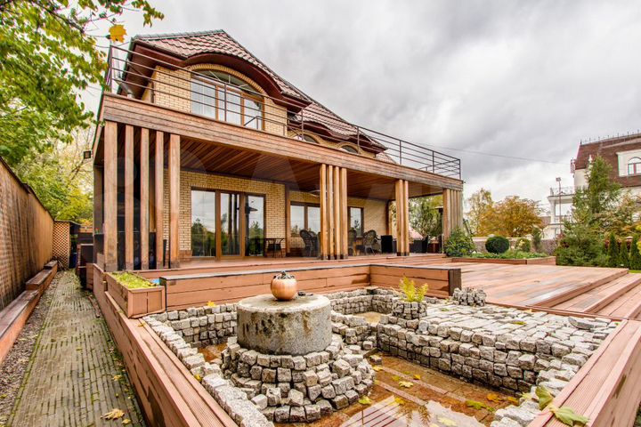 Дом 430 м² на участке 16 сот.