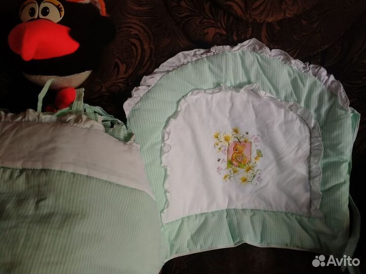 Бортики в кроватку