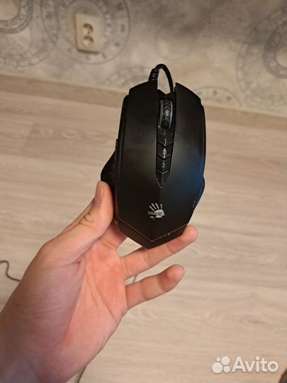 Игровая мышь bloody v8