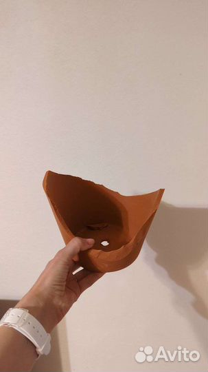 Терракотовые керамический горшки битые